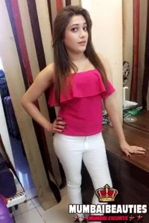 Dibya, 28, Bollywood Model call girl in Mumbai